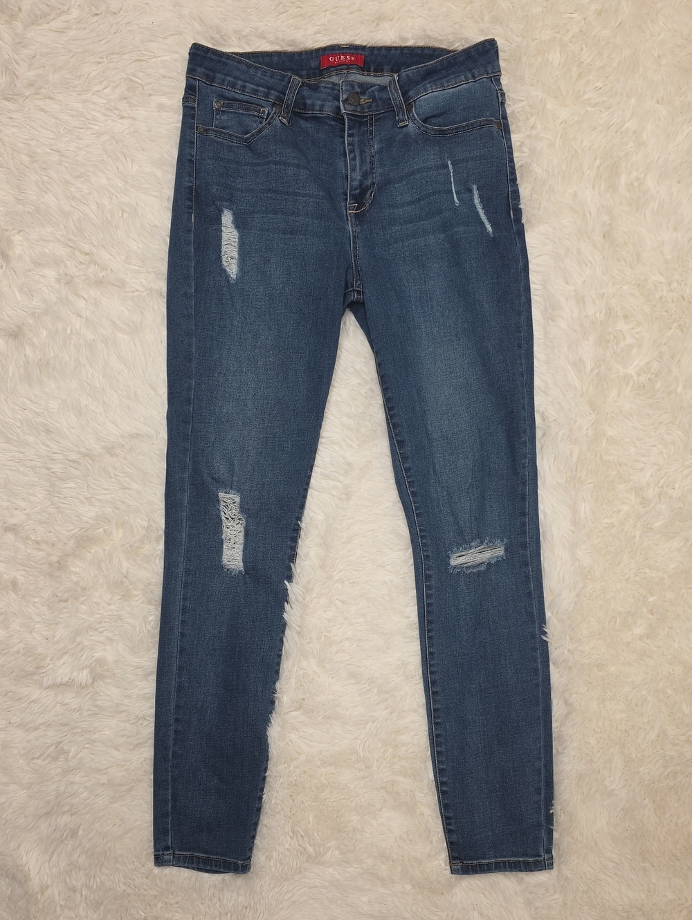Guess -Dark Blue Distressed Skinny Jeans. Size 30